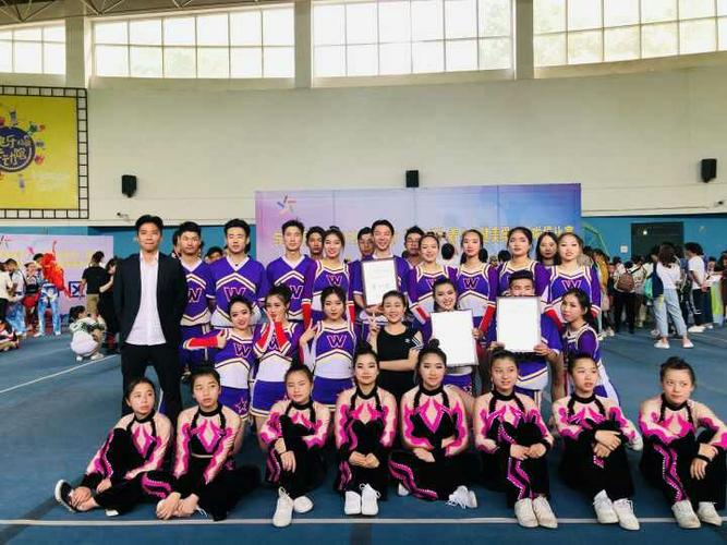 马房山中学获武汉市青少年健美操,啦啦操比赛冠军