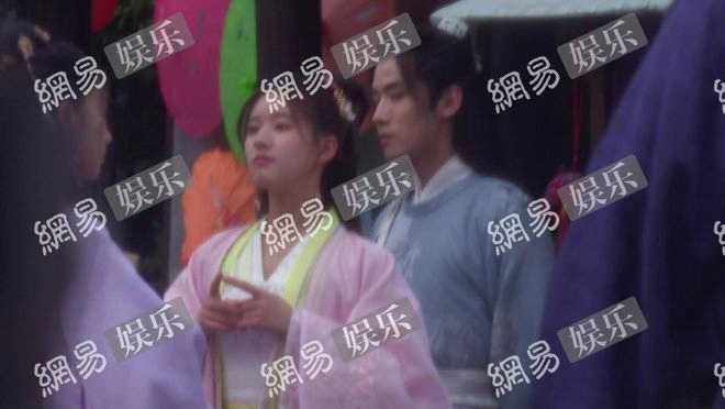 任豪"大海"事件前开心拍戏 赵露思在旁成表情