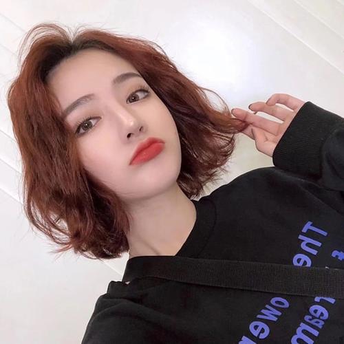 短发烫发美美哒