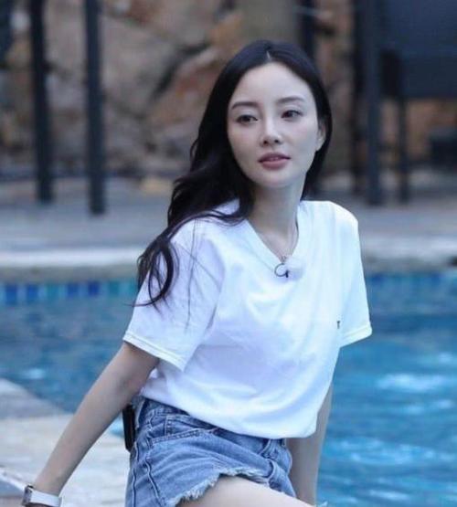 有种整容叫离婚贾乃亮毫无变化李小璐快变得认不出