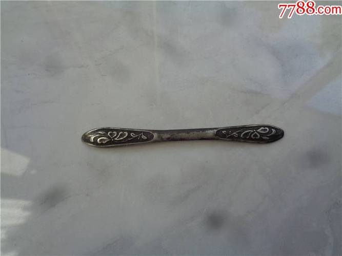 清代福盛号花卉纹银簪子