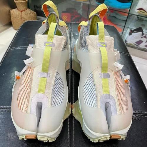 太前卫只有gd能驾驭!nike未来感科技鞋谍照曝光