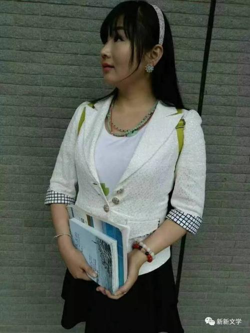 唱出青春活力释放激情无限 90后歌手王兰