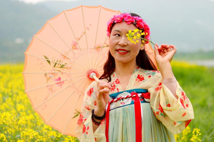 汤渡河滩油菜花