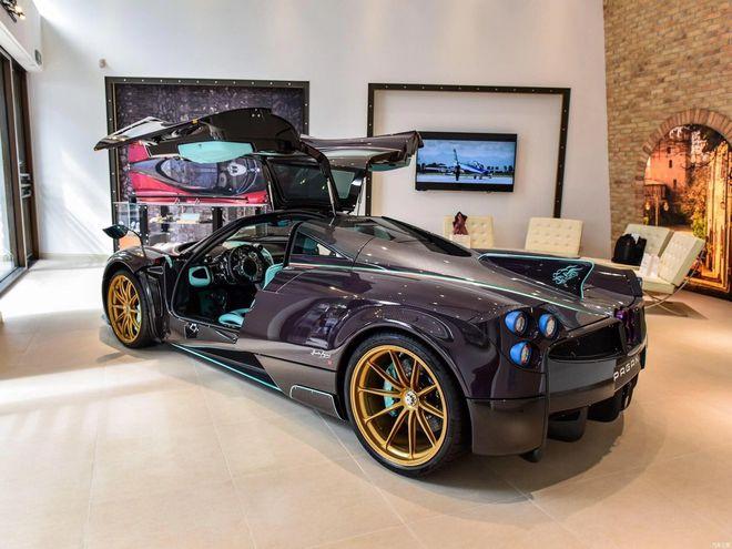 继bc roadster之后,早在今年3月间就传出帕加尼预计推出"风神"huayra