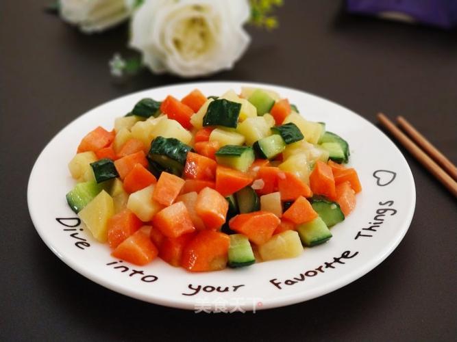 素炒三丁的做法