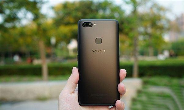 oppo r11s和vivo x20的区别在哪?