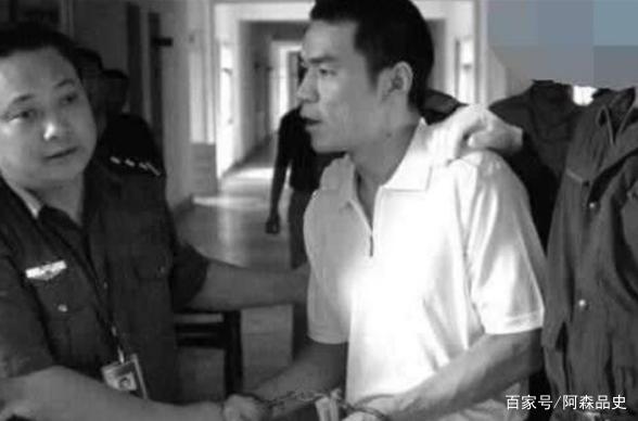 他曾是东北乔四的金牌打手,风光之后,如今成了拾荒老人