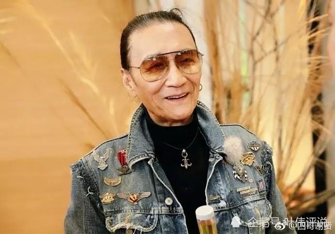 谢霆锋回应质疑谢贤挺儿退出加拿大国籍