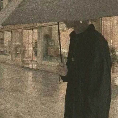 不用非要为了女孩子的喜欢而去换呀 再发一组小众独特的男生头像