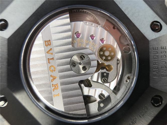 宝格丽octo系列102737男士一比一精仿手表