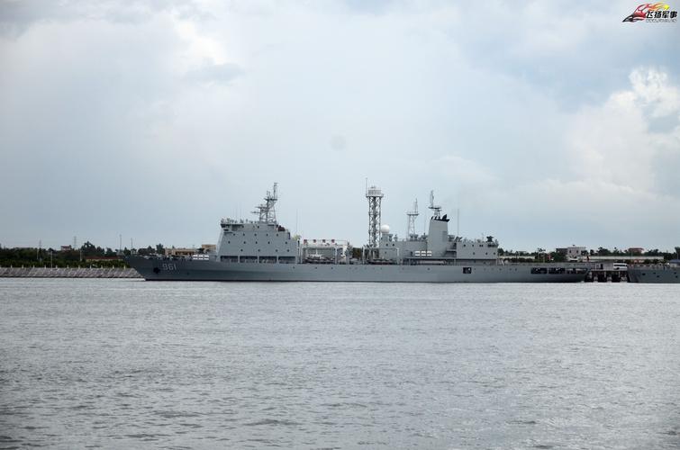 中国海军大舰齐聚湛江军港(30/48)
