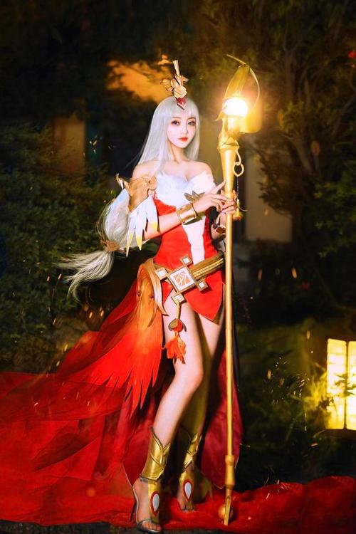 「王者荣耀」王昭君凤凰于飞cos,美呆了