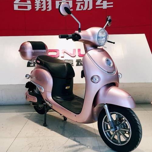 台翔电动车:红苹果