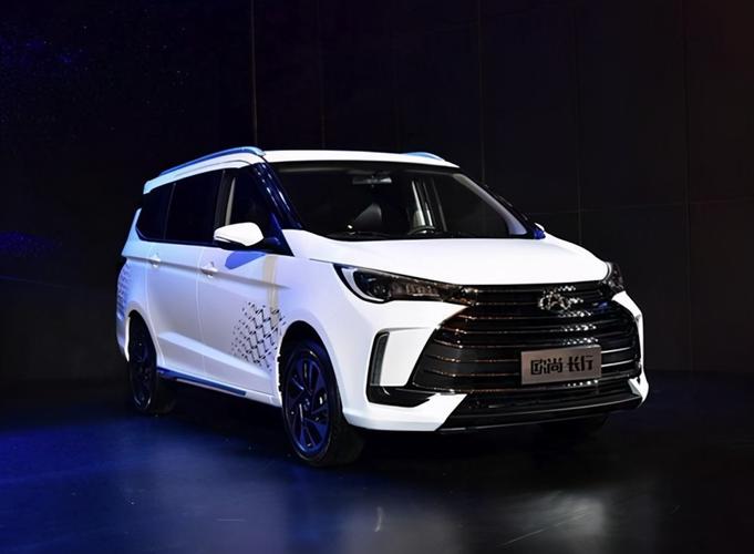 5.86万起的7座mpv 长安欧尚长行超热门