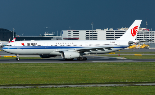 据航空圈了解,该航班由空客a330-300飞机执飞,飞机注册号为b-5912,机
