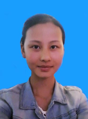 帮我做一个证件照,蓝底2寸,最好三个都做一下,谢谢了