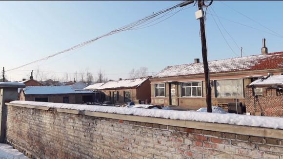 大来的东北农村老家房子,5万块钱前后带院子,你觉得怎么样?