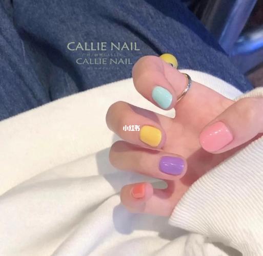 色_夏季美甲_简约风_短指甲美甲_奶油_春夏美甲_水果糖_夏天美甲跳色