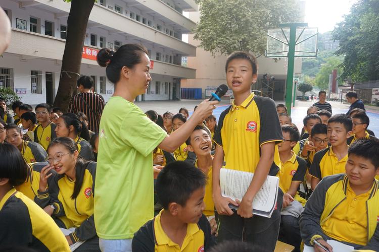 泸南中学开展禁毒教育主题活动