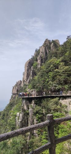 爬山看风景因为只有一天时间所以不是每个景点都游览一遍挑了部分下次