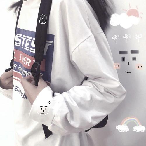 超火不露脸可爱的女生头像