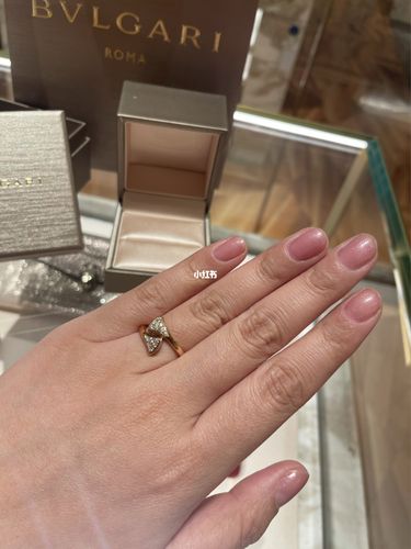 宝格丽扇子戒指_戒指_扇子_宝格丽怎么样_时尚_配饰