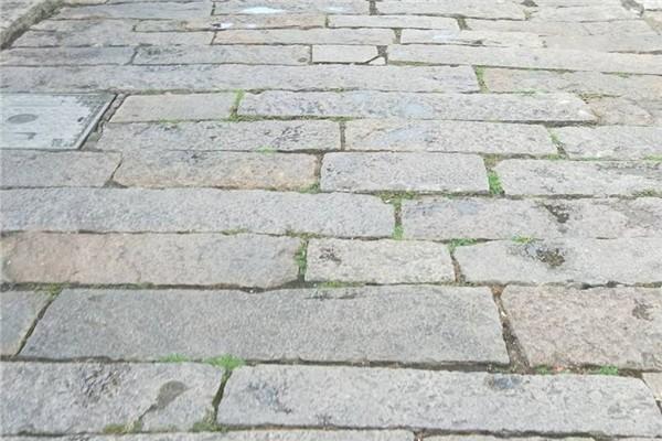 批发荔枝面青石板中卫庭院铺青石板荔枝面青石板图片