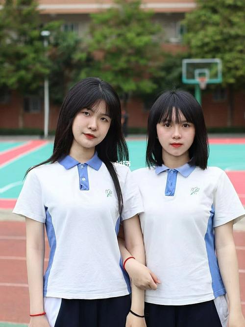《清纯女高中生之毕业照之美丽小猪》_清纯_毕业照_生活记录_校园生活