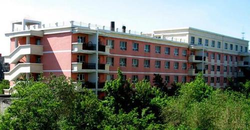 学院简介:      新疆艺术学院位于新疆维吾尔自治区首府乌鲁木齐