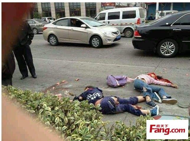 (图片)泰州西站发生了车祸,两个孩子死得很惨.