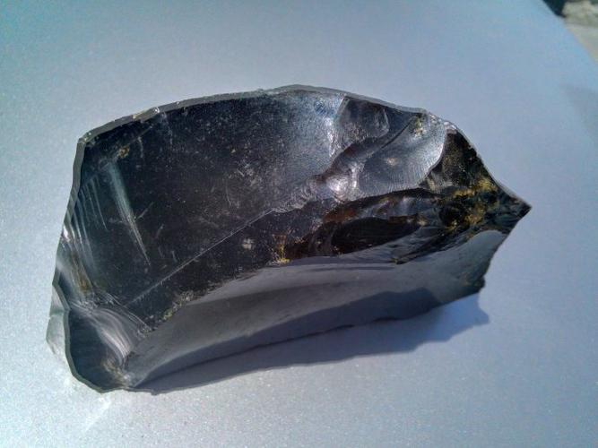 天然煤精石山子