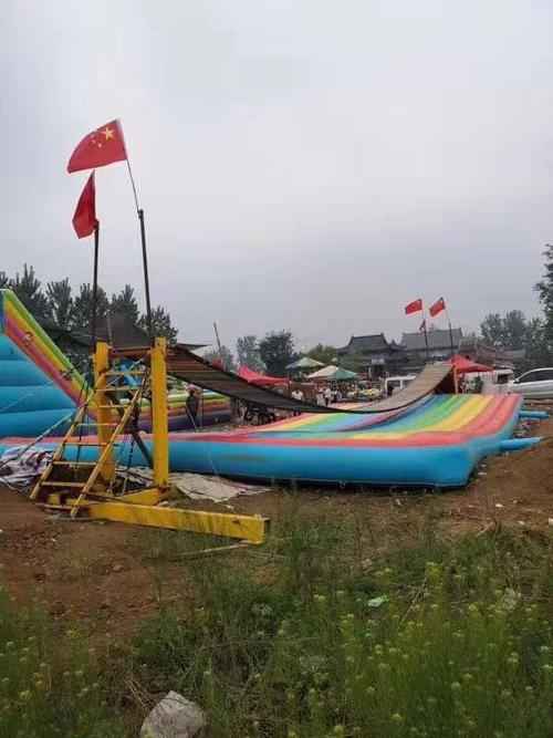 河南鹤壁网红桥充气气垫床新款上市厂家直销