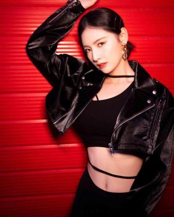 硬糖少女赵粤时尚气质写真