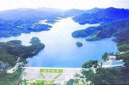 长江叠翠旅游