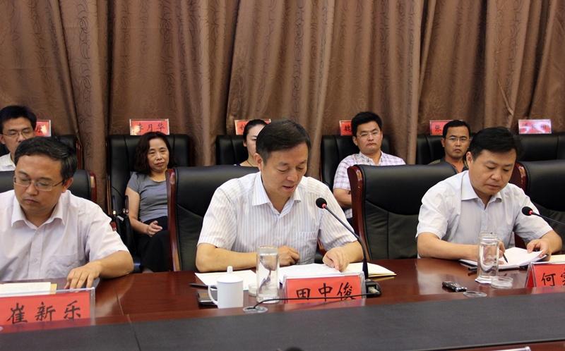 阳谷县召开庆祝第32个教师节座谈会