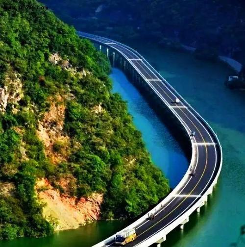 最美的风景在路上带你游湖北醉美的水上公路兴县古昭高速