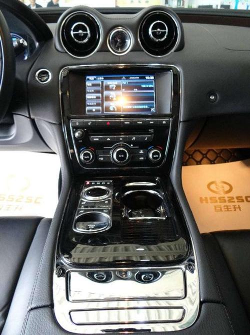 2016年06月 捷豹xj 2015款 xjl 2.0t 两驱典雅商务版