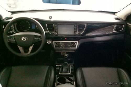 现代名图完整中控台全景