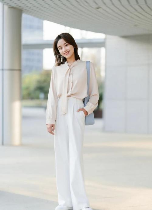 气质又高级!_职场