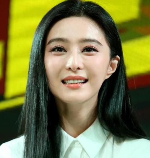 曾经范冰冰被多少人羡慕,现在就有多少人讨厌她,在拿着高收入的同时