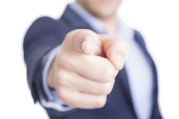 用手指向的商务男士高清摄影图片 - 素材中国16素材网