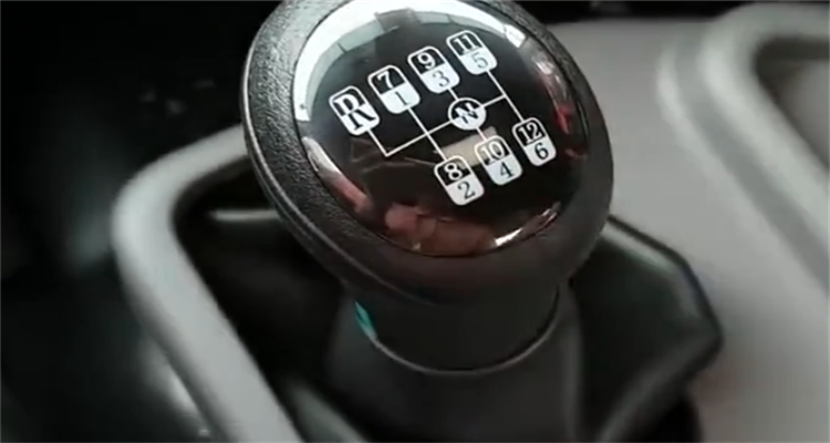 法士特10档高速换低速档怎么操作方法