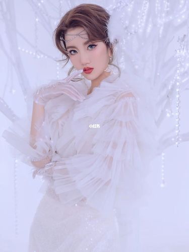 氧气少女写真|95夏日嫣然,干净时尚范_写真_时尚_艺术照_夏天去哪玩