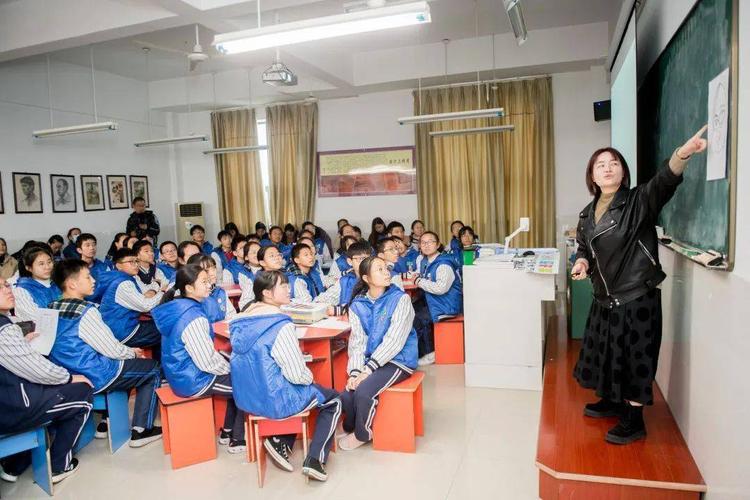 【汝湖e览】齐心协力共发展,精彩交流促成长—记余姚市中小学美术"