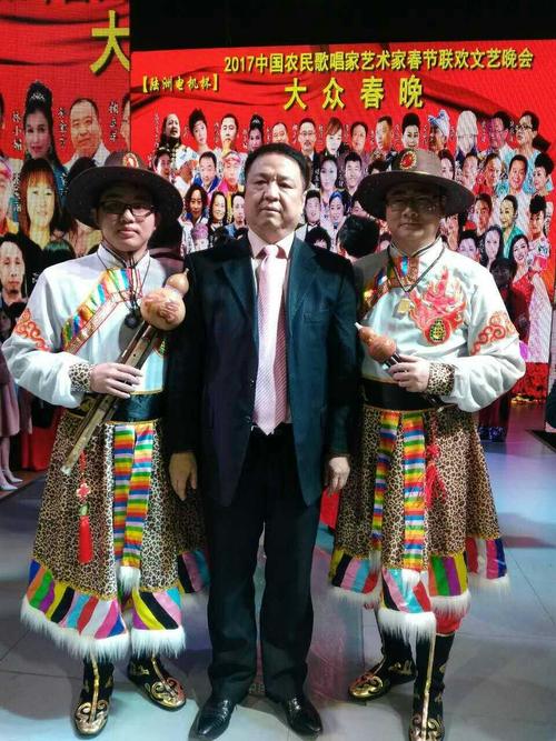 葫芦丝名师曲佤哈文获大众春晚优秀表演艺术家称号