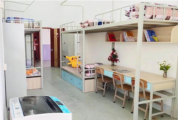 校园环境 - 广州市电子商务技工学校