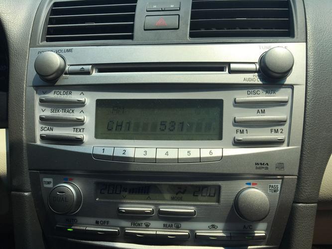 08年凯美瑞哪里开蓝牙连接,我要手机放歌! 求大神