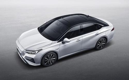 67电动也有趣广汽本田首款电动轿车ea6绎乐上市