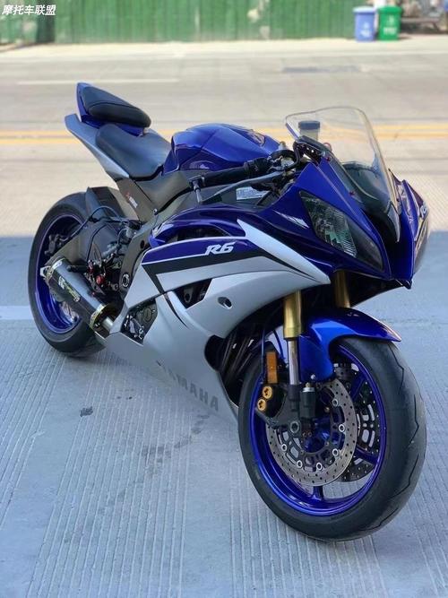 09年雅马哈r6原版原灯改装全段排气